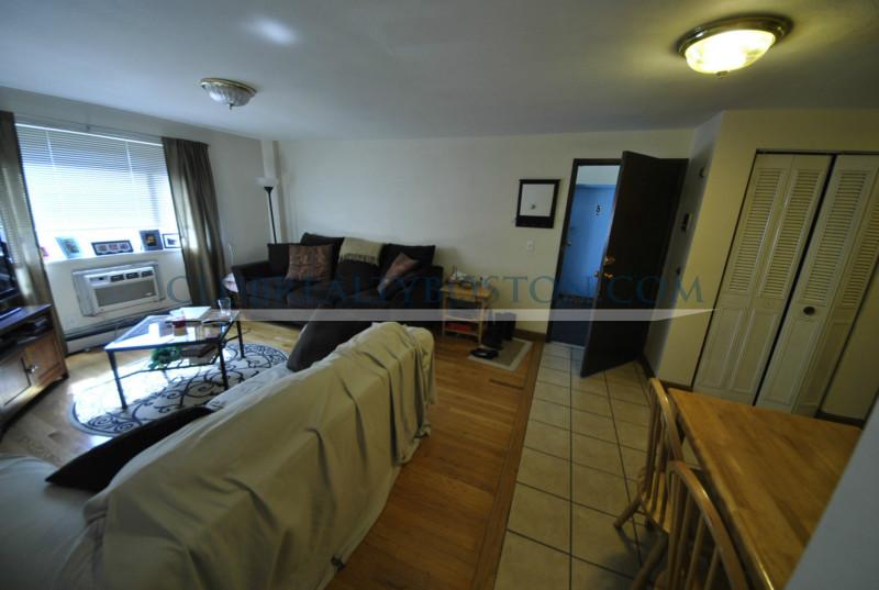 361 Faneuil St, Brighton