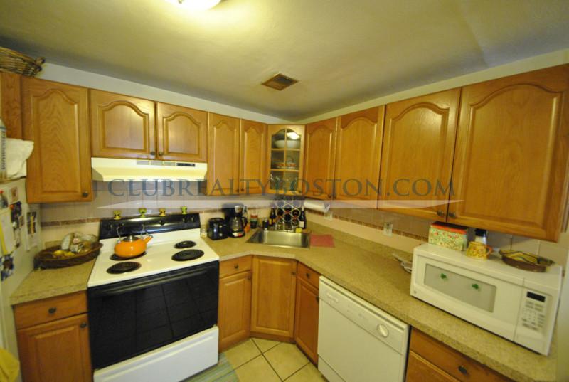 361 Faneuil St, Brighton