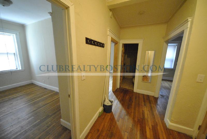 248 Kelton St, Allston