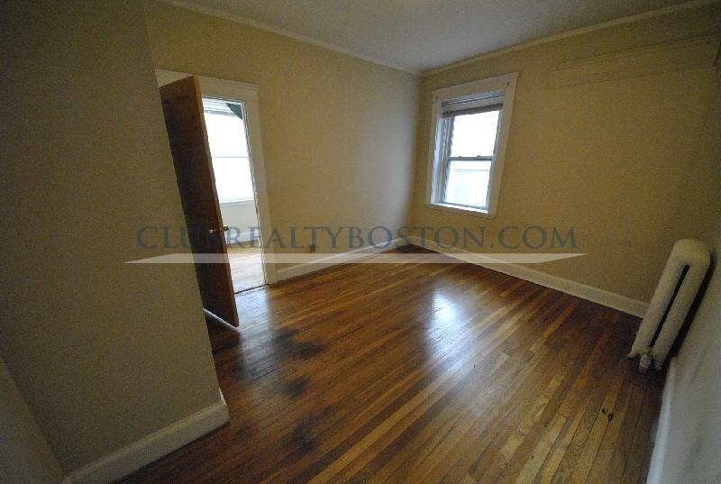 248 Kelton St, Allston