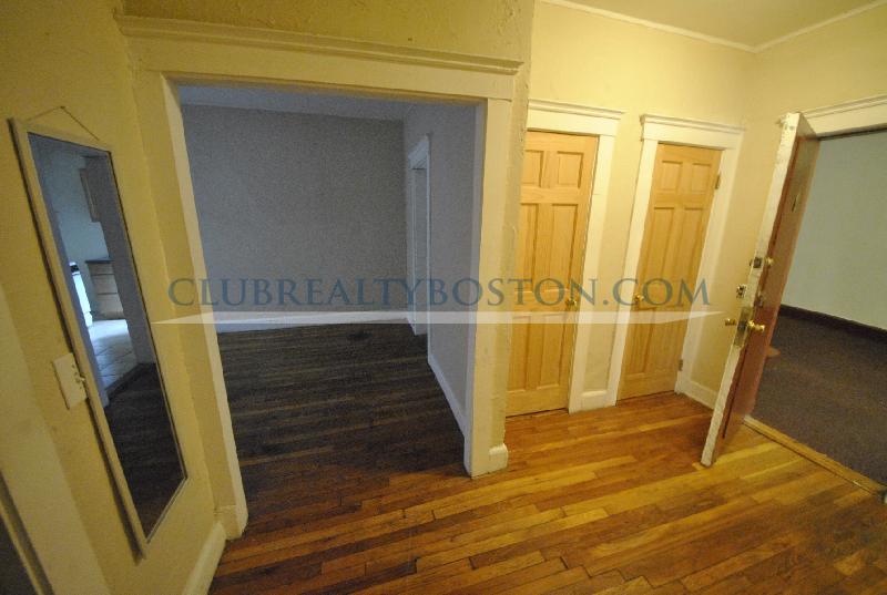 248 Kelton St, Allston