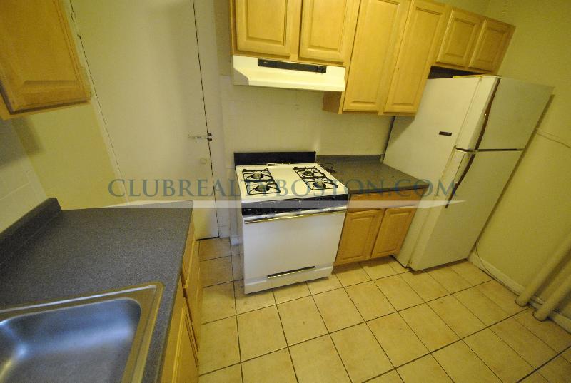 248 Kelton St, Allston