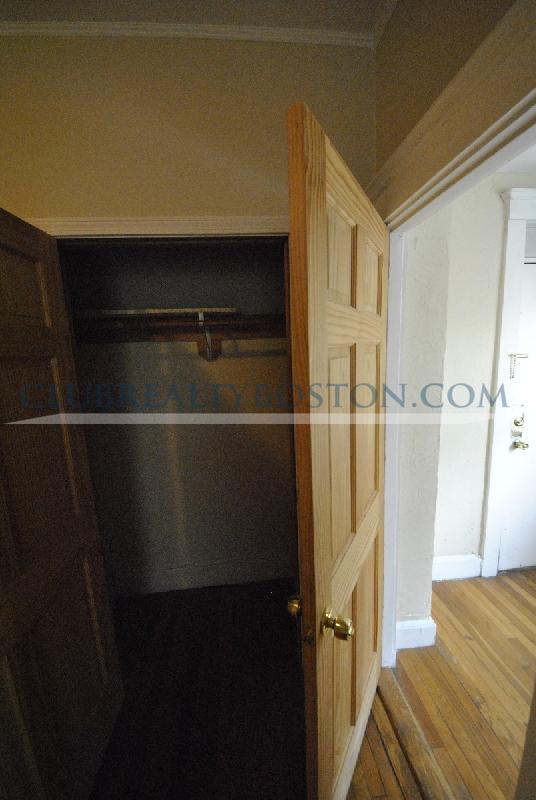 248 Kelton St, Allston