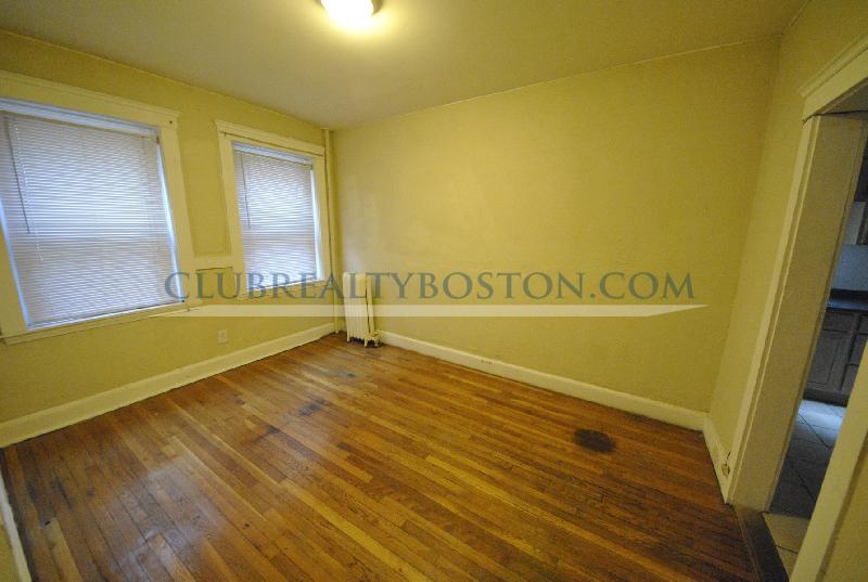 248 Kelton St, Allston