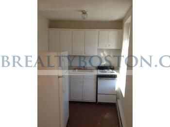 180 North Beacon St, Brighton