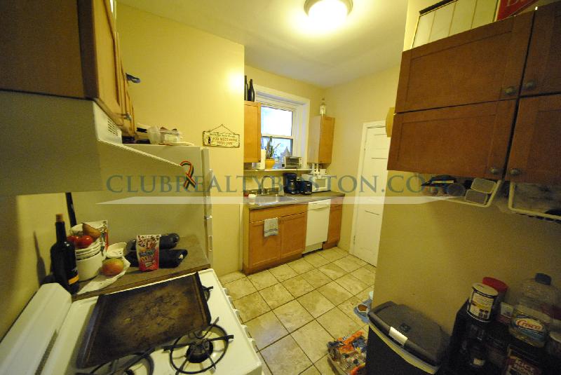 71 Huntington Ave, Mission Hill