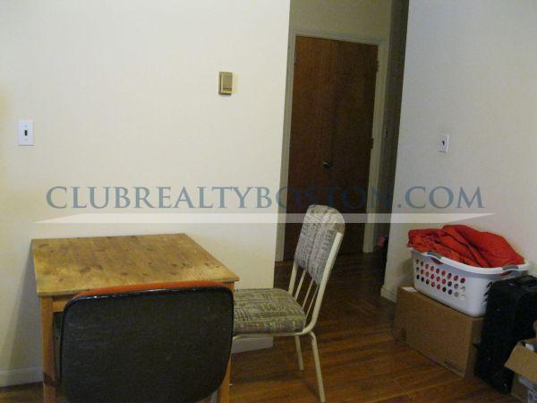 2018 Commonwealth Ave, Brighton