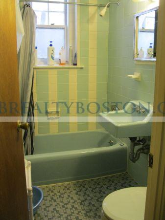 2018 Commonwealth Ave, Brighton