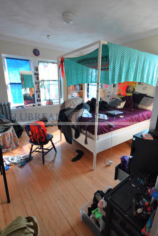3 bed, 1 bath apartment for rent at 10 Farrington Ave Unit 6, Allston — photo 28 of 43