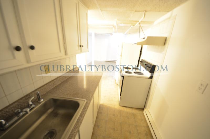 14 Fairbanks St, Brighton