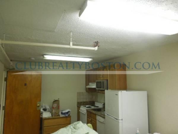 https://ygl-photos.s3.us-west-004.backblazeb2.com/725W5249e342bf5c5.jpg
