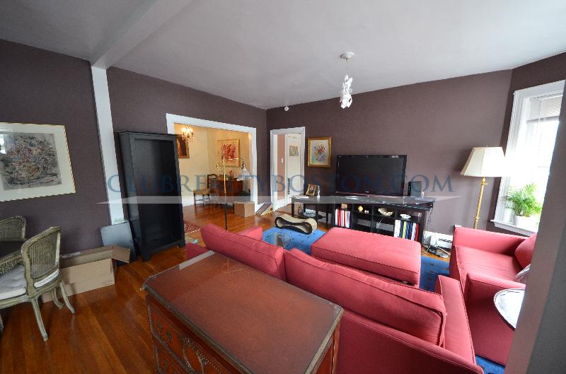 3 bed, 1 bath apartment for rent at 881 Washington St Unit 2, Washington Square — photo 8 of 30