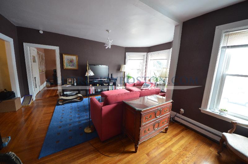 3 bed, 1 bath apartment for rent at 881 Washington St Unit 2, Washington Square — photo 10 of 30