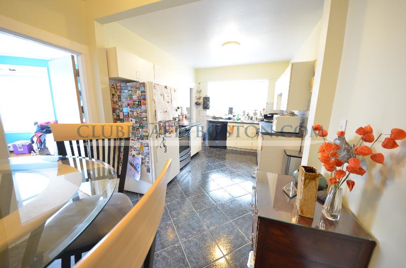 3 bed, 1 bath apartment for rent at 881 Washington St Unit 2, Washington Square — photo 22 of 30