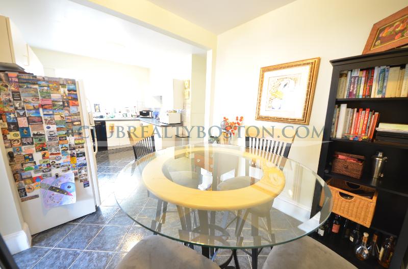 3 bed, 1 bath apartment for rent at 881 Washington St Unit 2, Washington Square — photo 23 of 30
