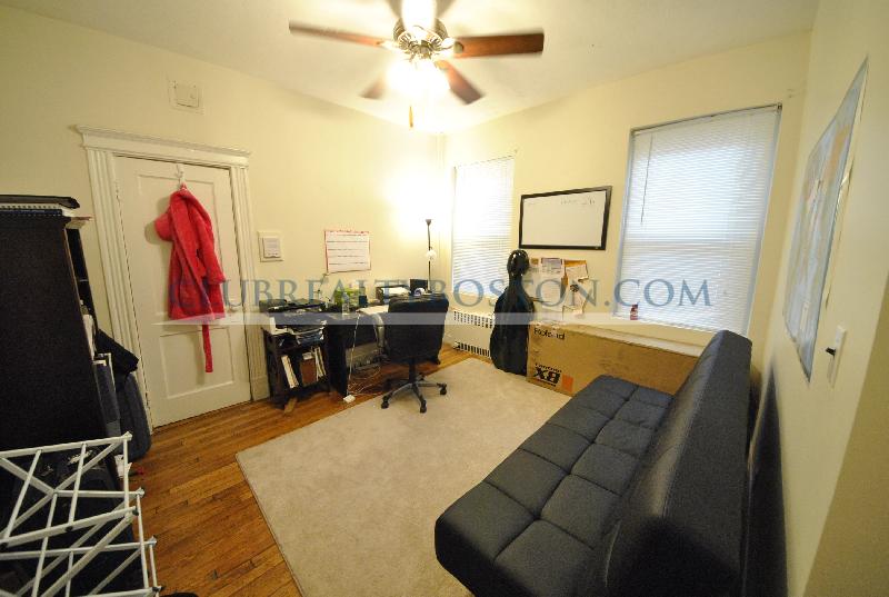 107 Gordon St, Brighton