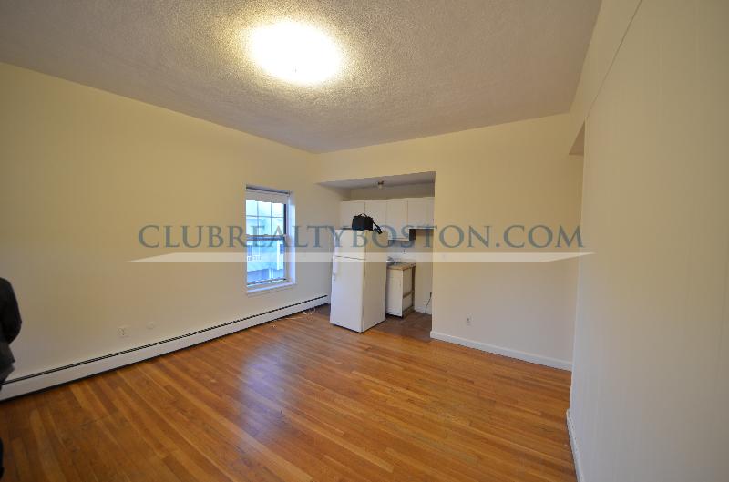 172 North Beacon St, Brighton