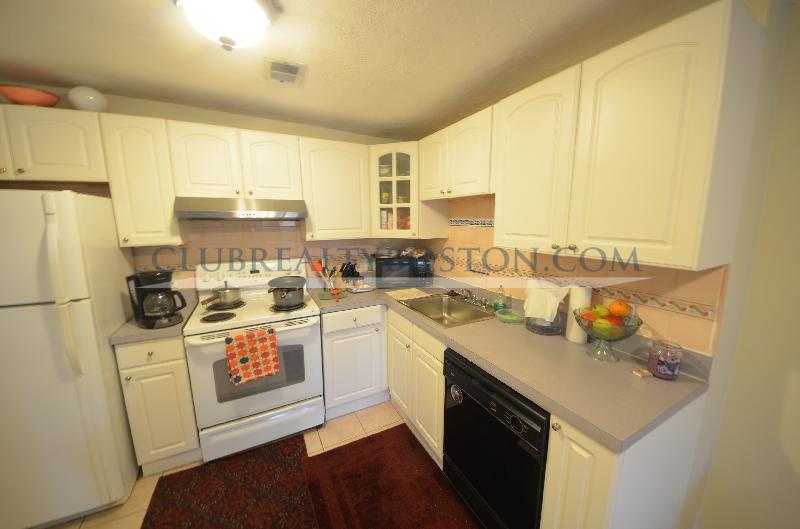 361 Faneuil St, Brighton