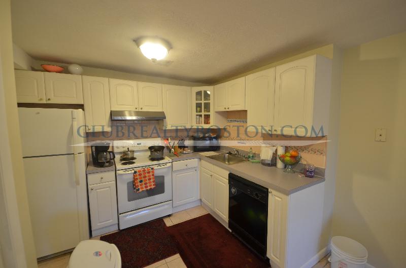 361 Faneuil St, Brighton