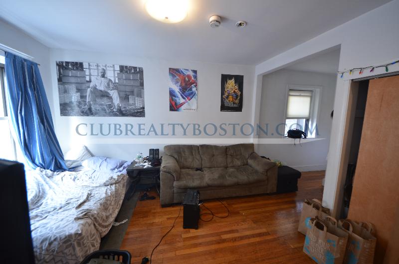 1315 Commonwealth Ave, Allston