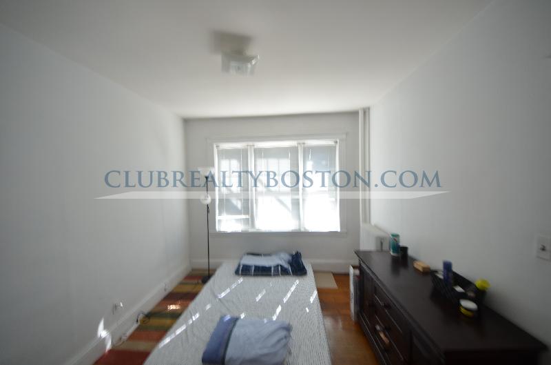 1315 Commonwealth Ave, Allston