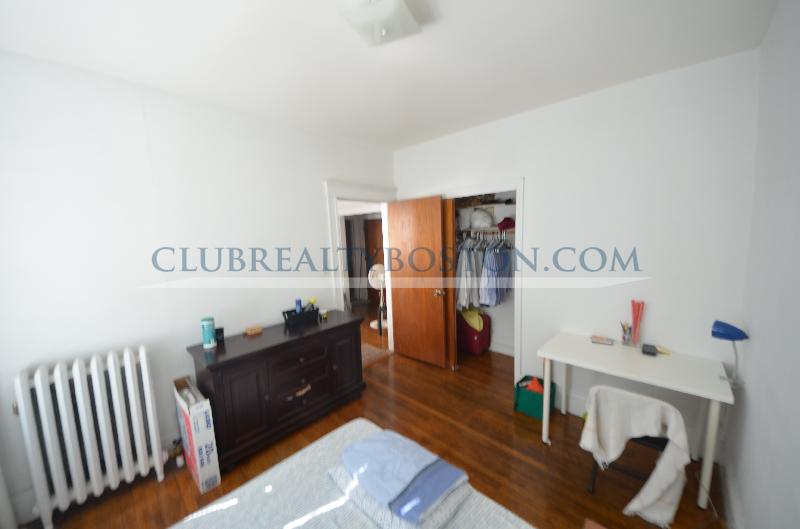 1315 Commonwealth Ave, Allston