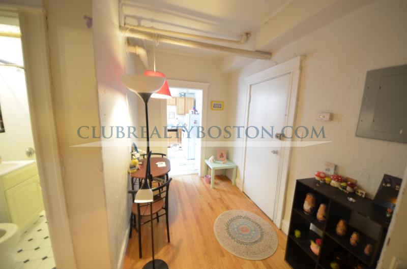 1629 Commonwealth Ave, Brighton