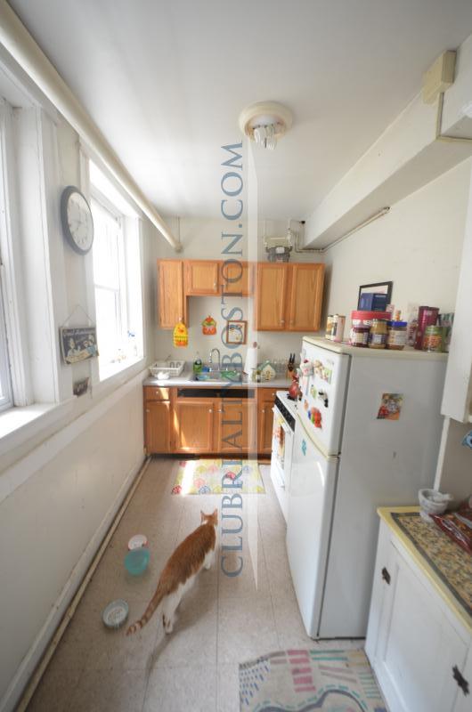 1629 Commonwealth Ave, Brighton