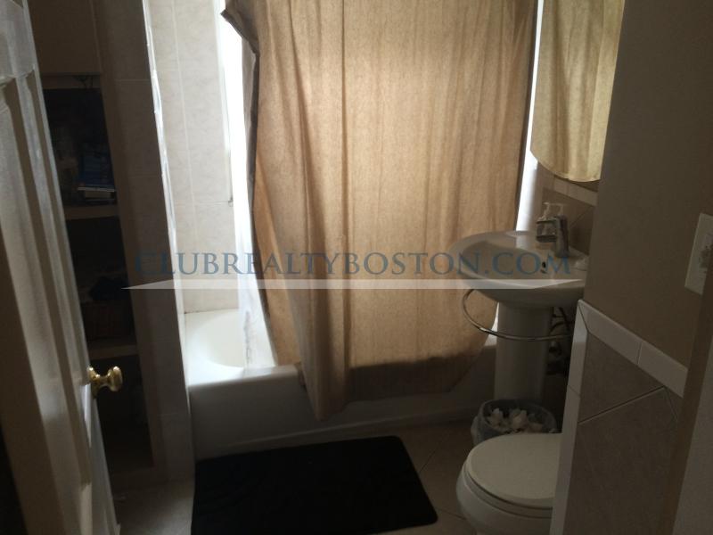 51 Falkland St, Brighton