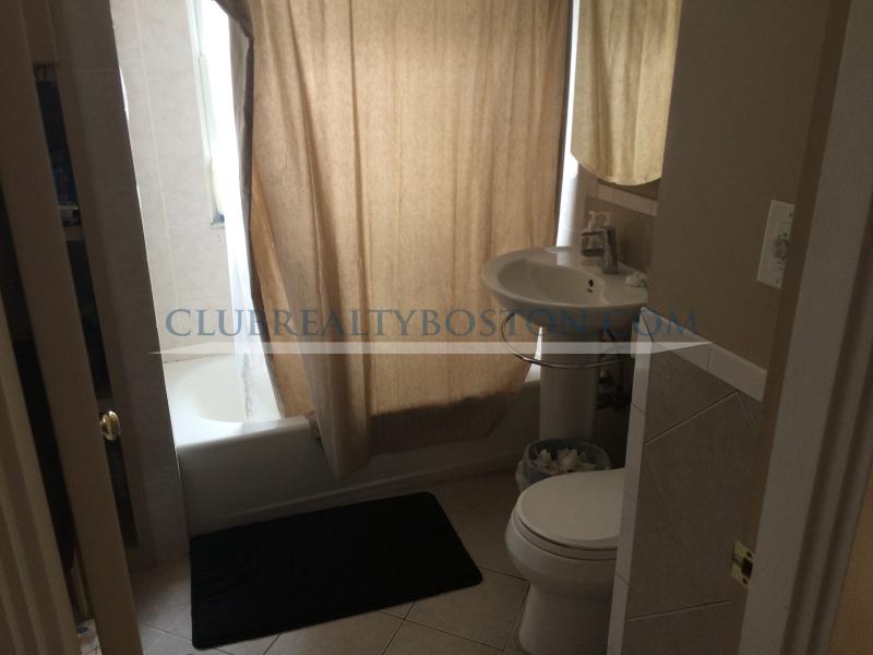 51 Falkland St, Brighton