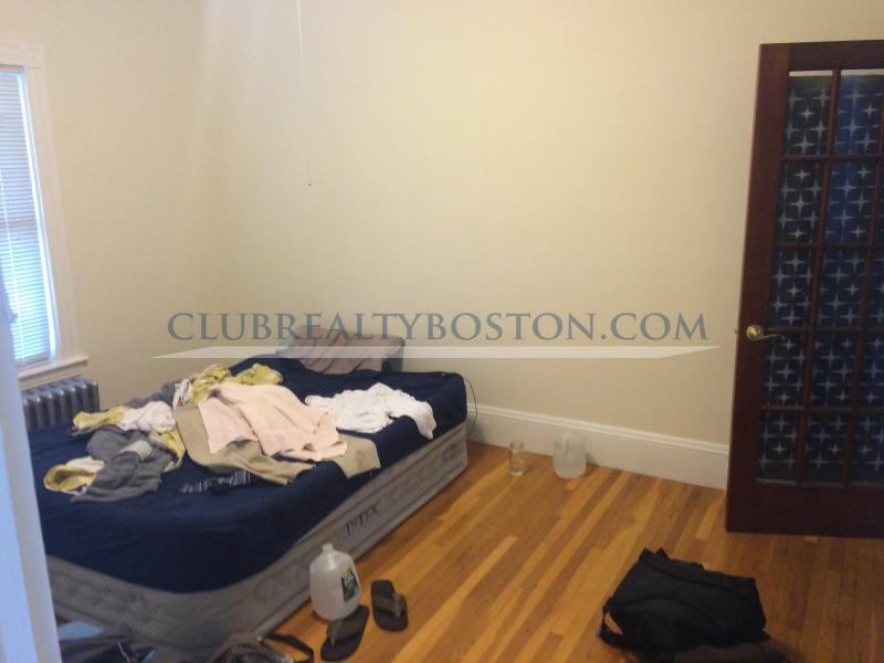 51 Falkland St, Brighton