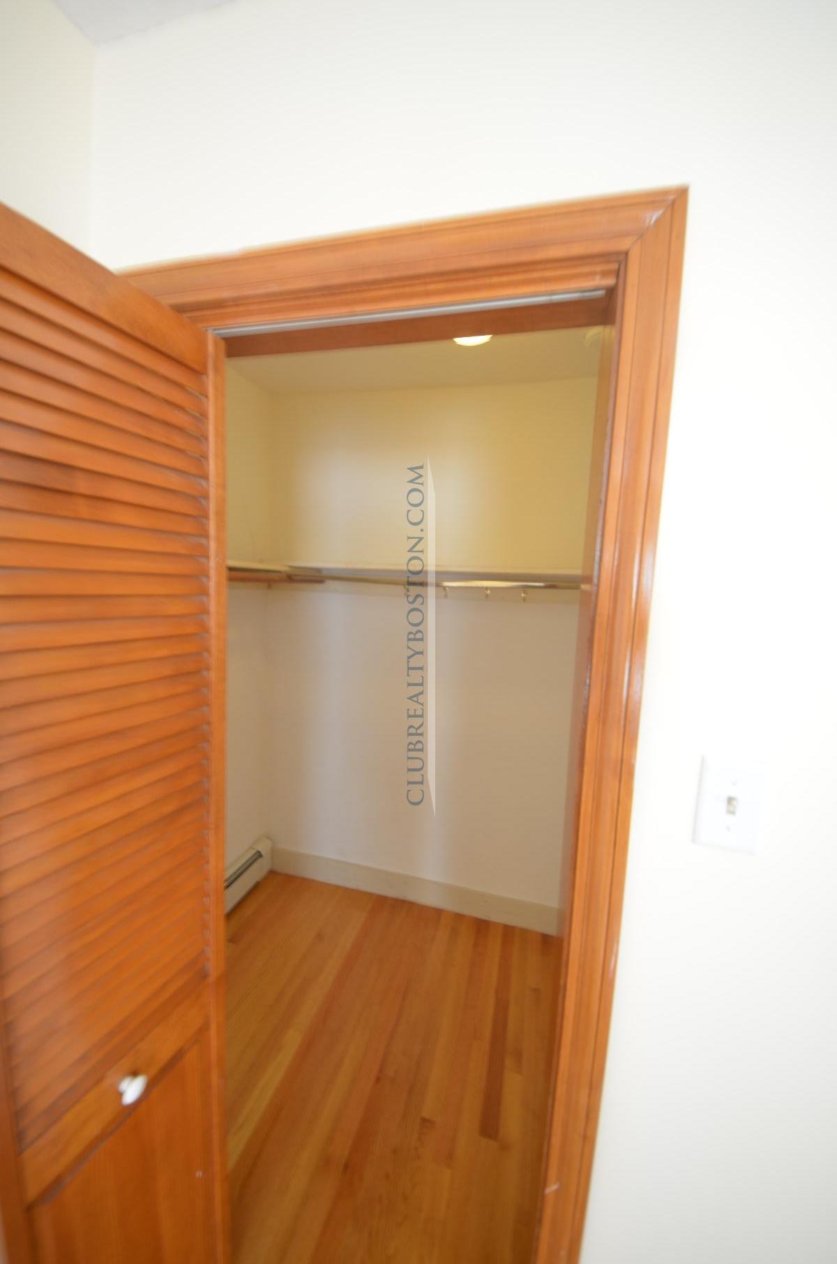 45 Dustin St, Brighton