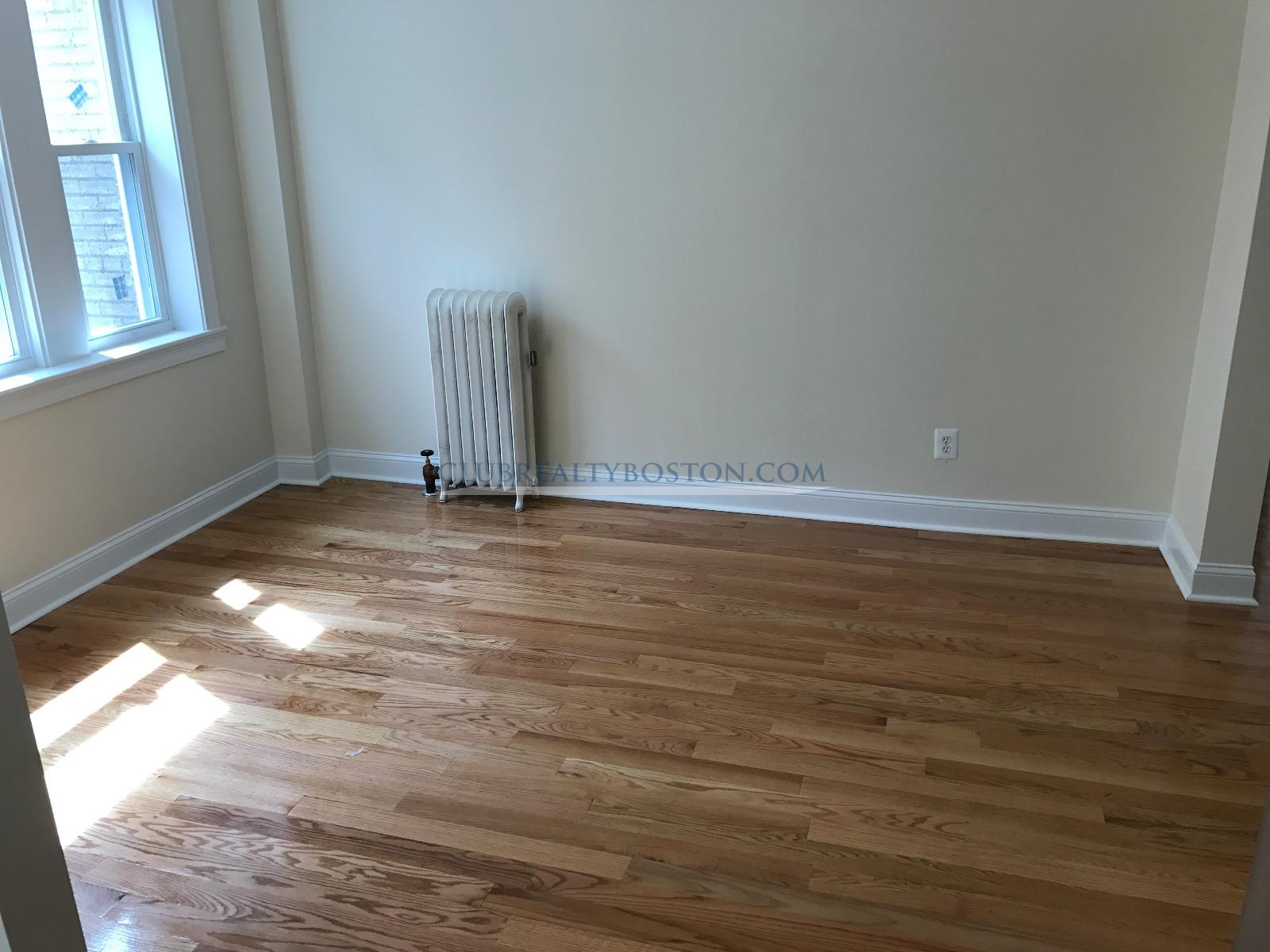 244 Kelton St, Allston