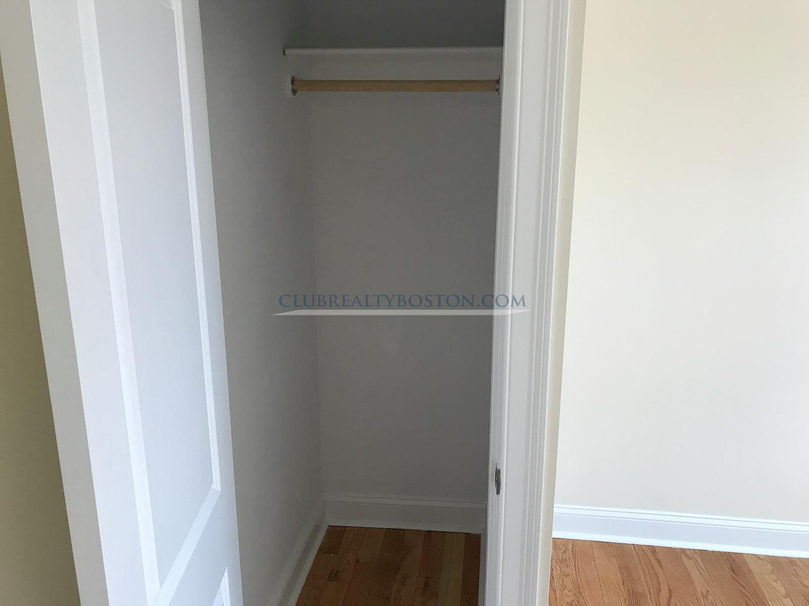 244 Kelton St, Allston