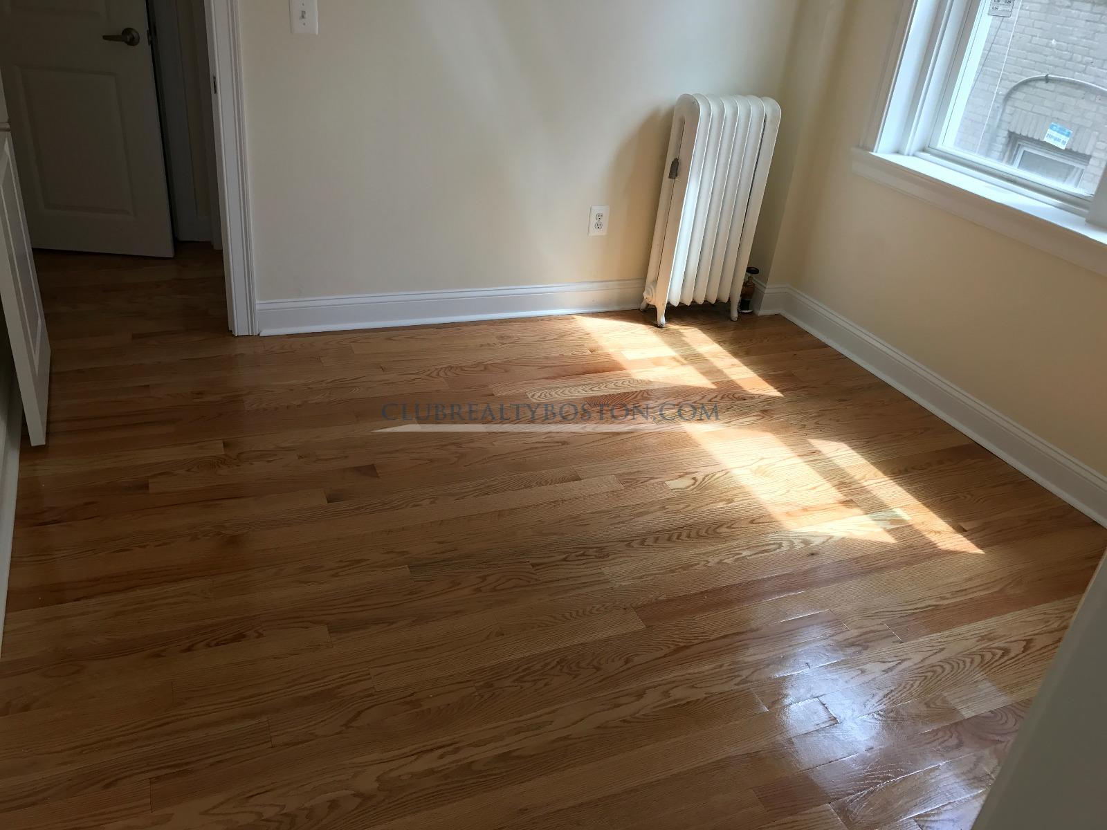 244 Kelton St, Allston