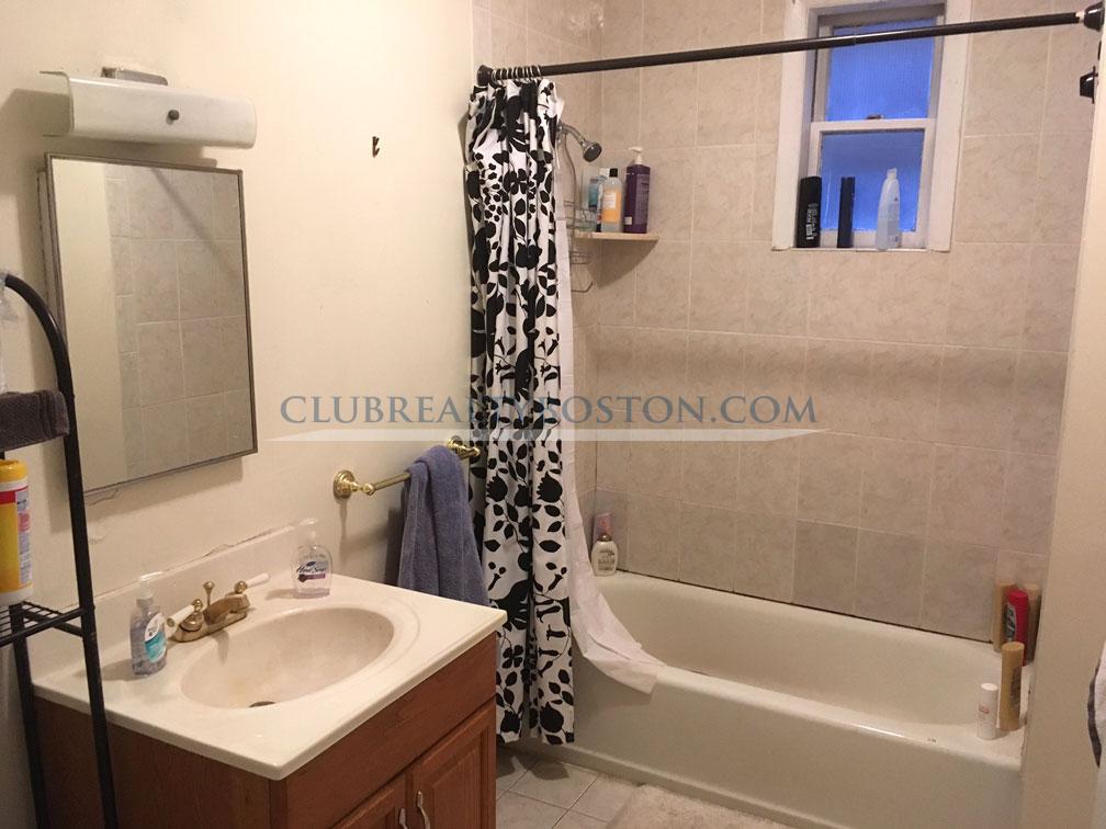 348 Faneuil St, Brighton