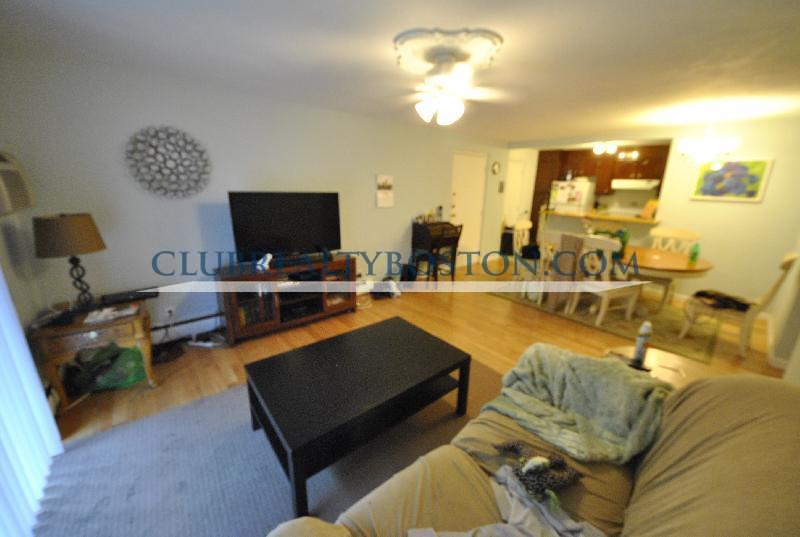 530 Washington St, Brighton