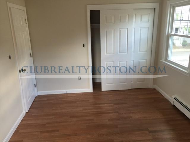 13 Rumford Ave, Waltham