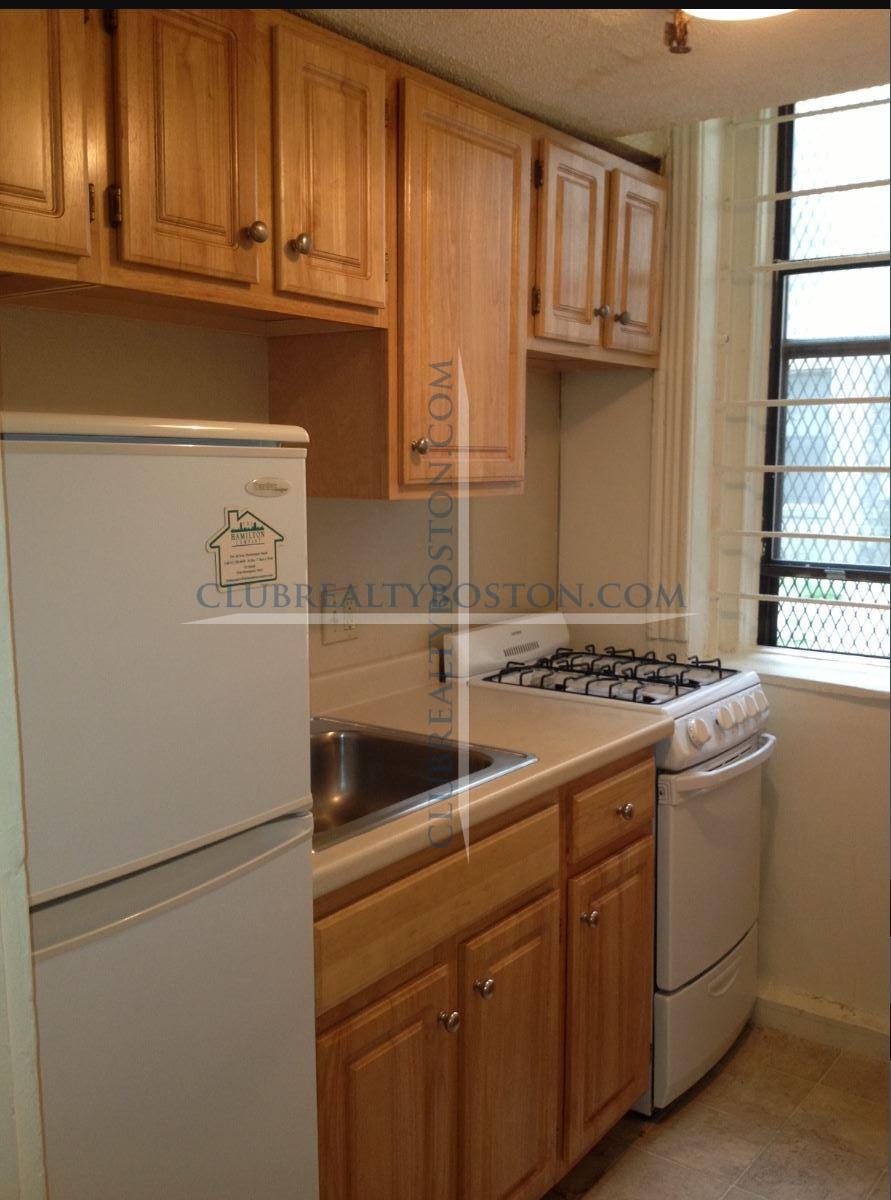 1148 Commonwealth Ave, Allston