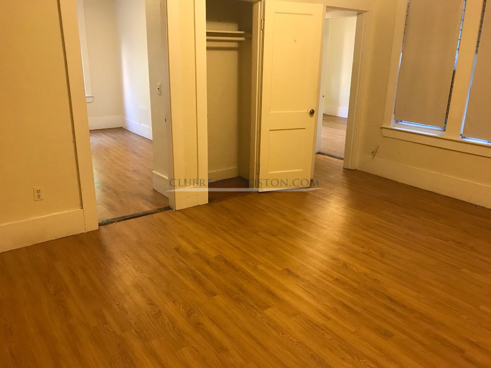 1626 Commonwealth Ave, Brighton