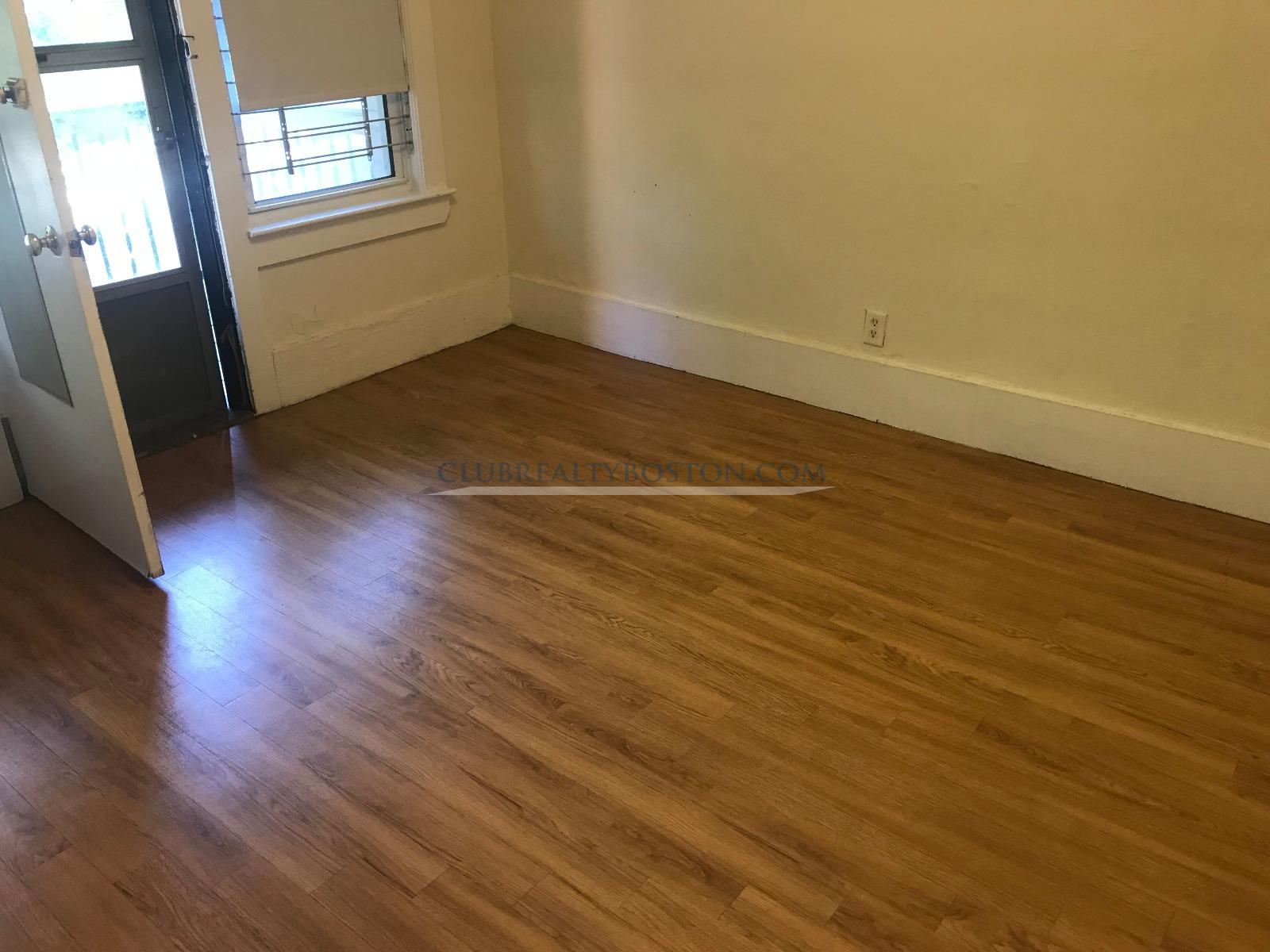 1626 Commonwealth Ave, Brighton