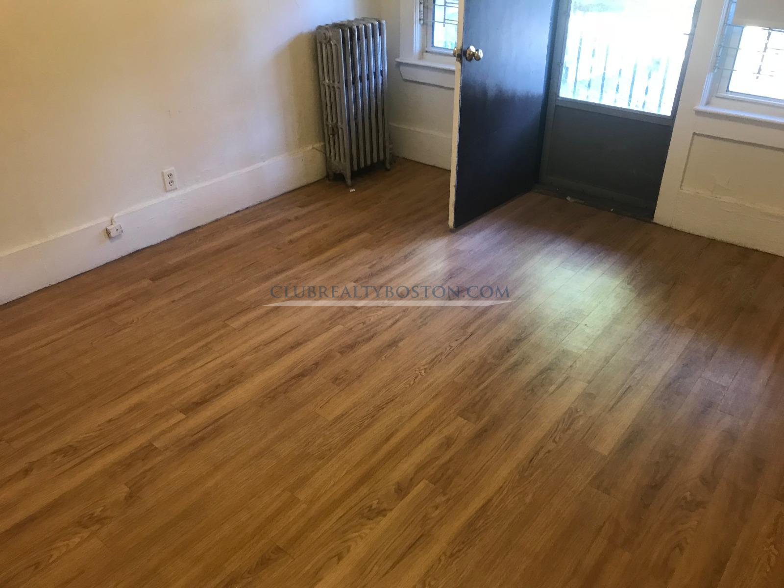 1626 Commonwealth Ave, Brighton