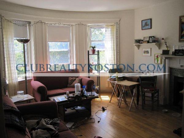 1822 Beacon St, Coolidge Corner