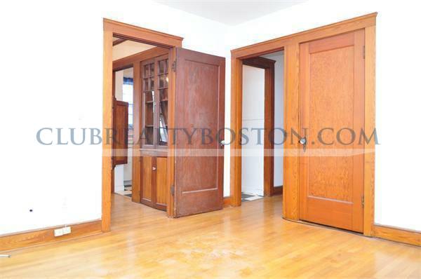 24 Phillips St, Swampscott