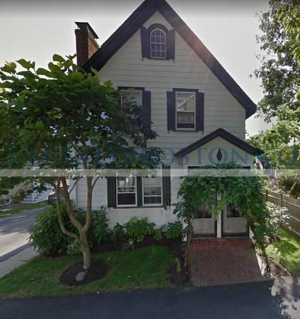 24 Phillips St, Swampscott