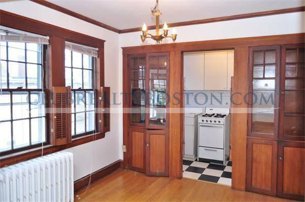 24 Phillips St, Swampscott