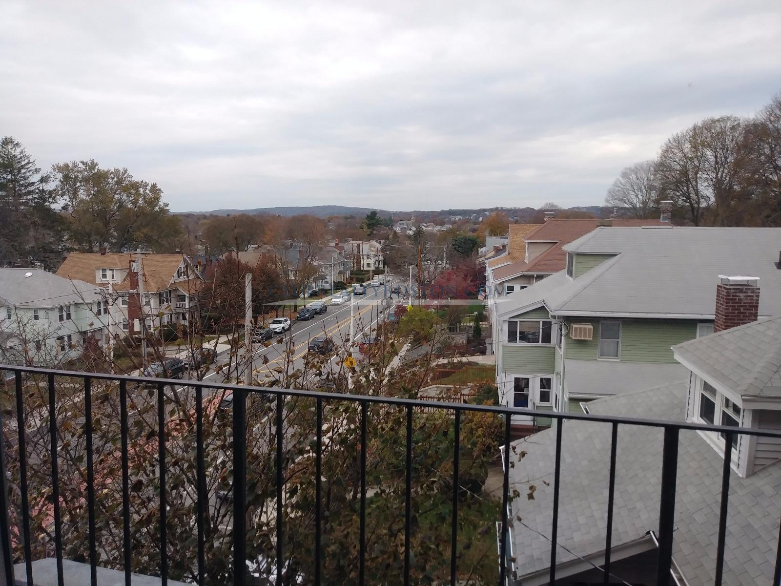 125 Trapelo Rd, Belmont