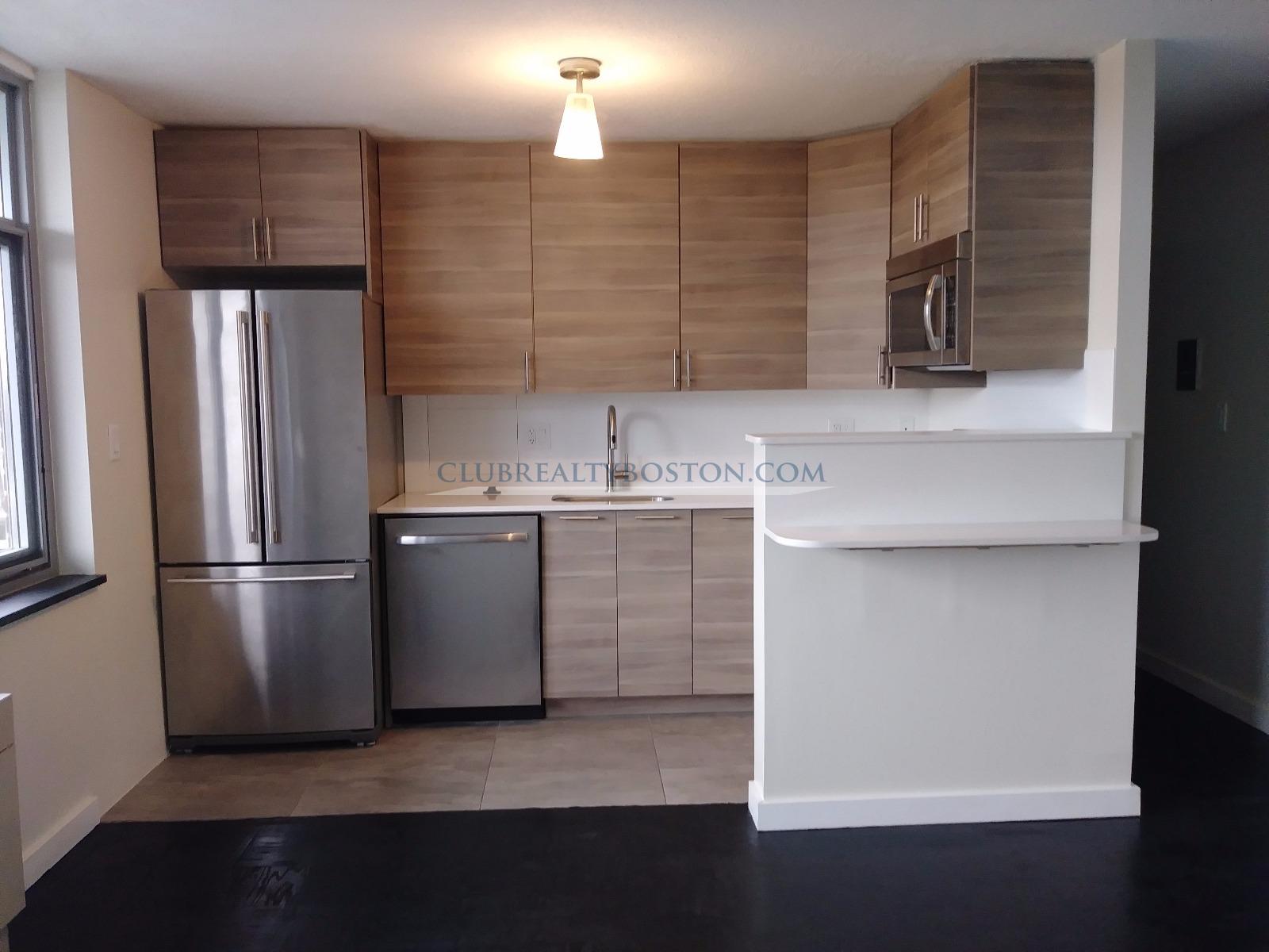 125 Trapelo Rd, Belmont