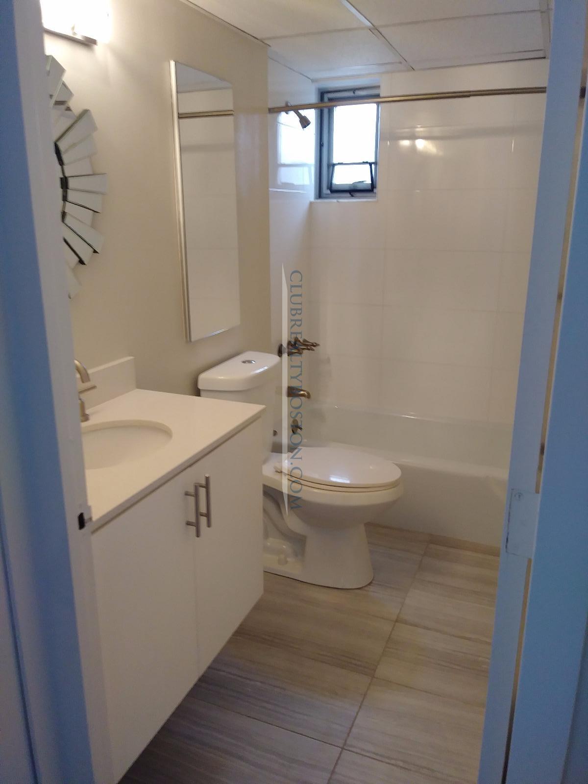 125 Trapelo Rd, Belmont