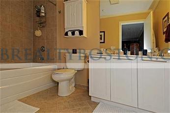 99 Chestnut Hill Ave, Brighton